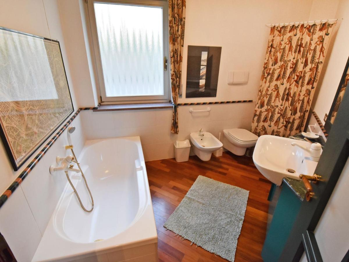 Esperia By Interhome