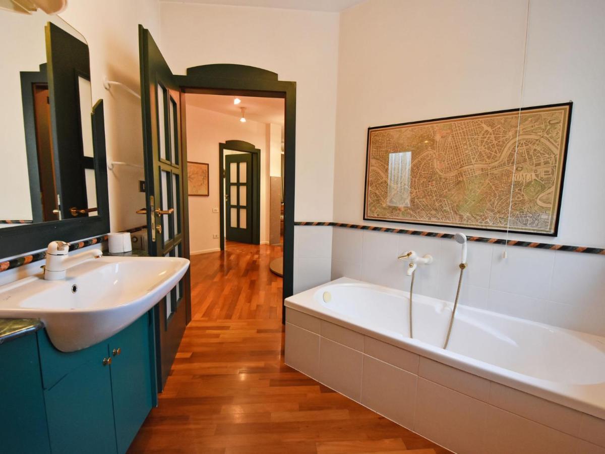 Apartment Esperia By Interhome